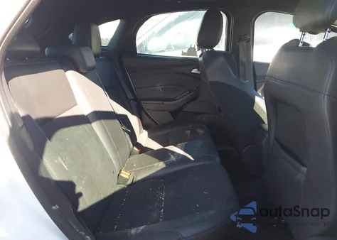 2017 Ford Focus Rs из США, поврежденный, VIN WF0DP3TH6H4119513